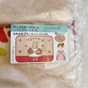 New Sanrio Characters MARRON CREAM Fluffy Blanket with Button H70×W100cm Japan
